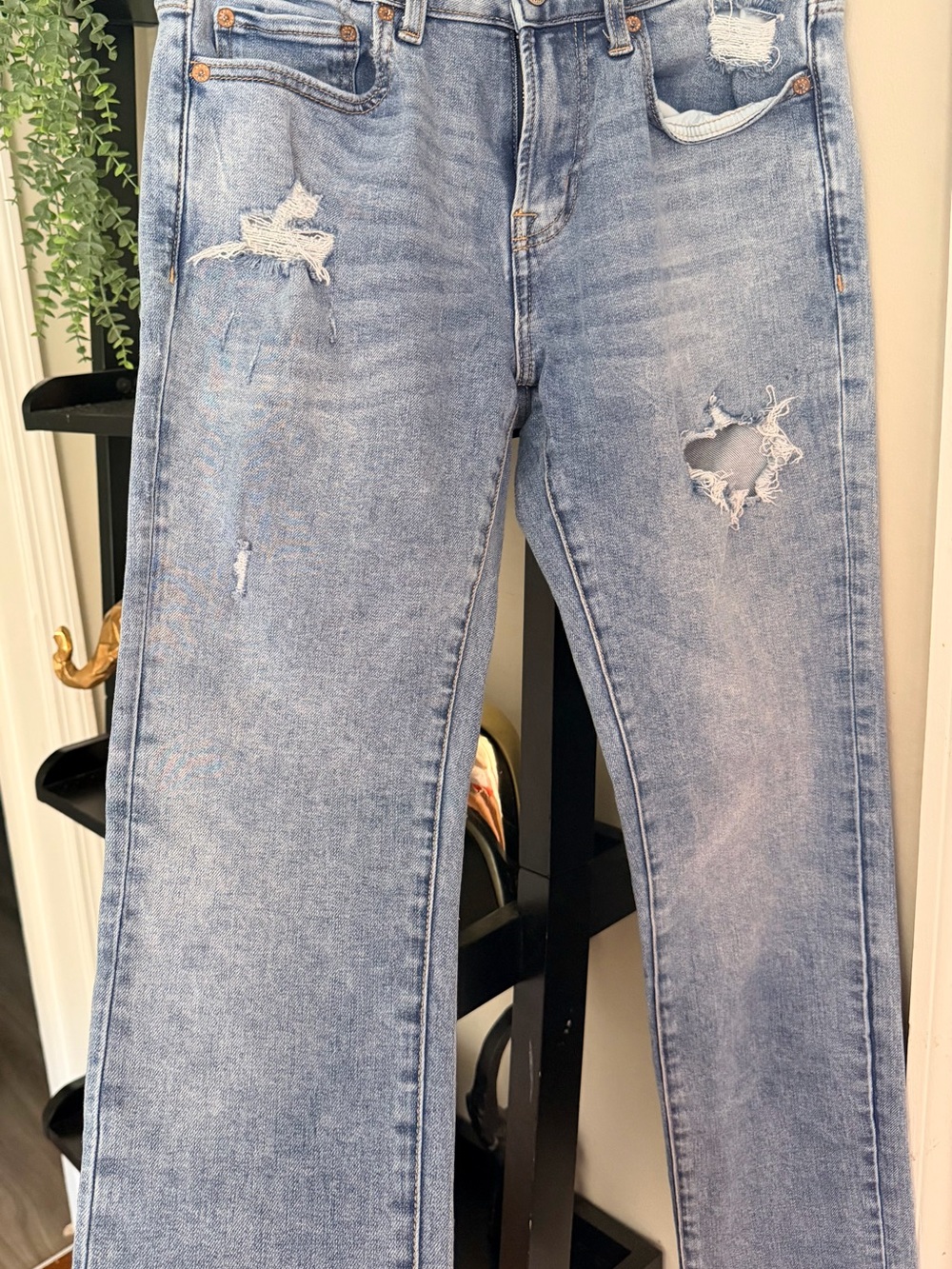 Aéropostale Women's Light Wash Distressed Skinny Jeans Mid Rise 5-Pocket 30/32